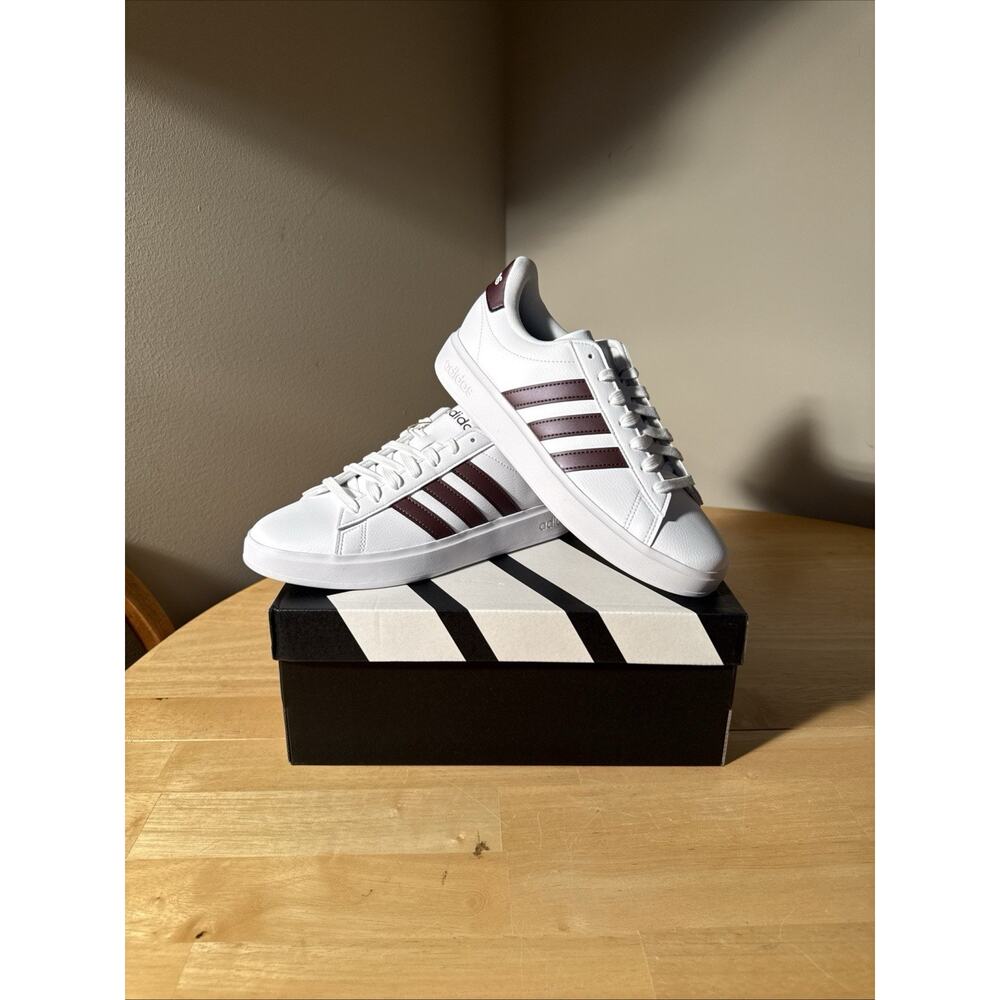 NIB adidas Womens Grand Court 2.0 Shoes Cloud White / Aurora Met Size 8.5 - Picture 2 of 11
